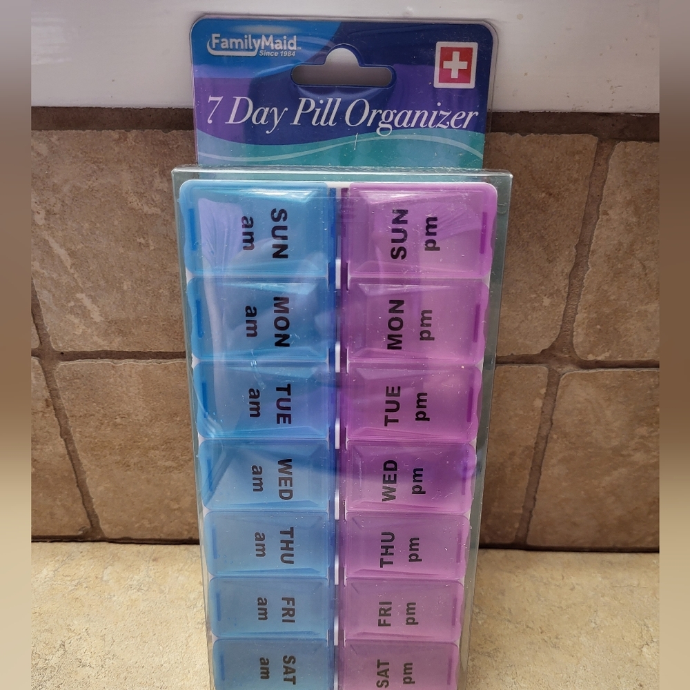 7 Day AM PM Day Evening Pill Organizer‎ Holder New